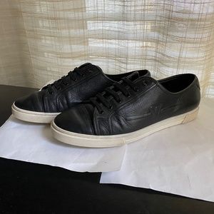Louis Vuitton black leather sneakers rubber shoes 36.5-6.5 Italy flats white